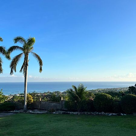 Sunshine Lodge: Your Home Away From Home Montego Bay Ngoại thất bức ảnh