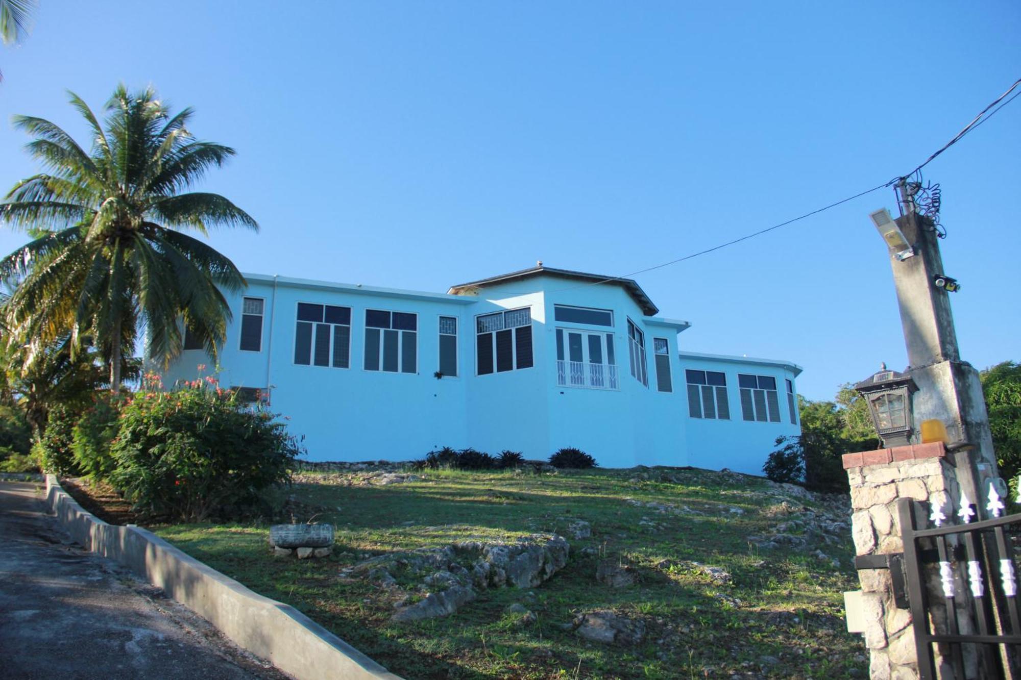 Sunshine Lodge: Your Home Away From Home Montego Bay Ngoại thất bức ảnh