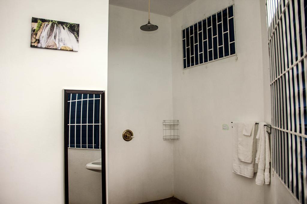 Sunshine Lodge: Your Home Away From Home Montego Bay Ngoại thất bức ảnh