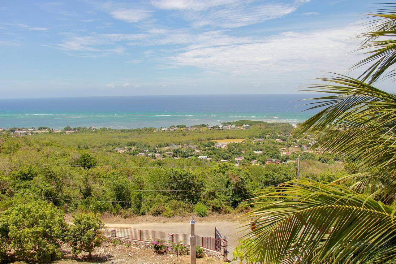 Sunshine Lodge: Your Home Away From Home Montego Bay Ngoại thất bức ảnh